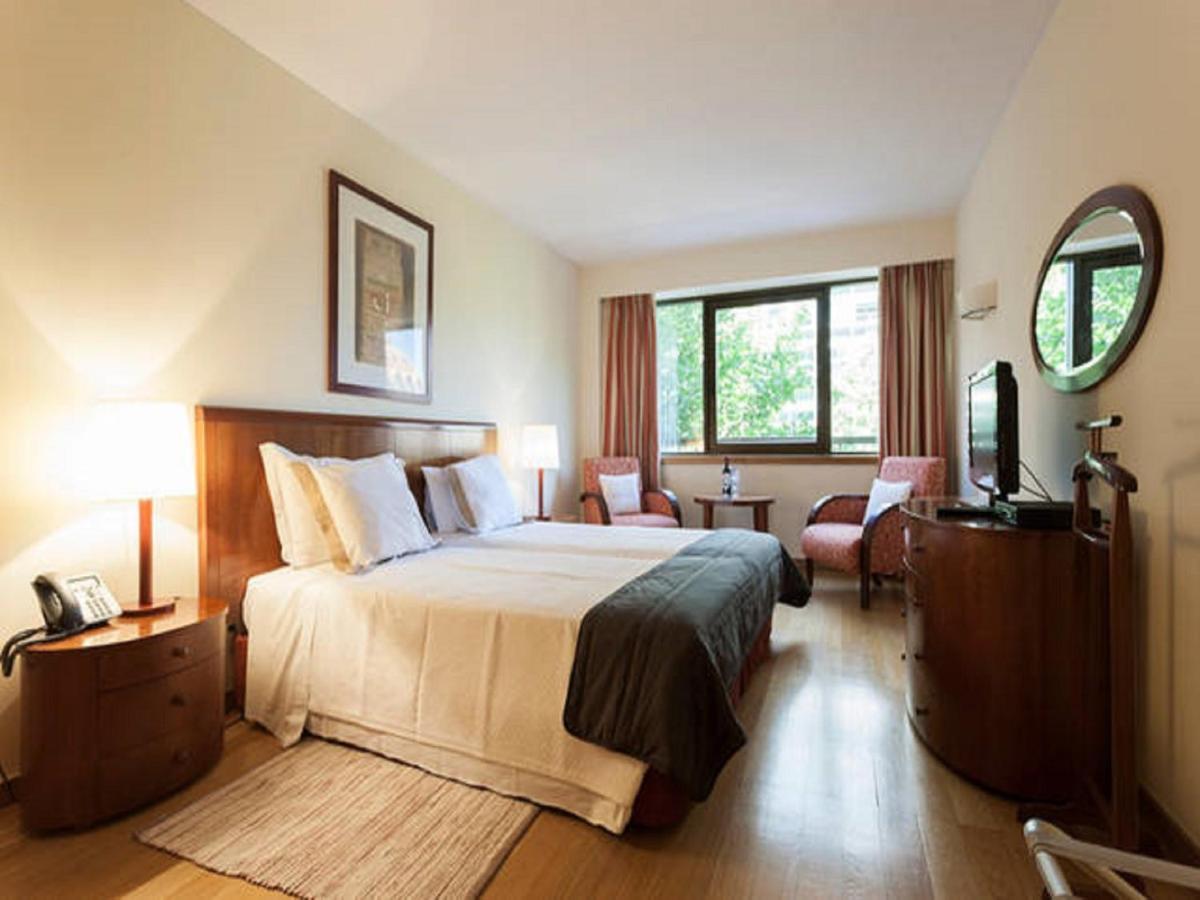 In The Heart Of Lisbon-altis Apartment *